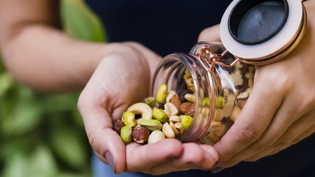 Healthy Snacks to Satisfy Junk Food Cravings