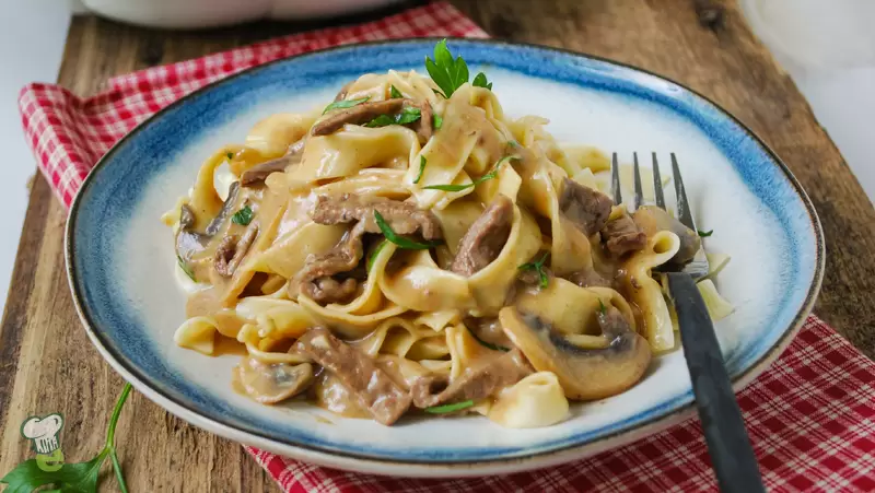 Healthy Beef Stroganoff: A Homemade Hamburger Helper Copycat Recipe