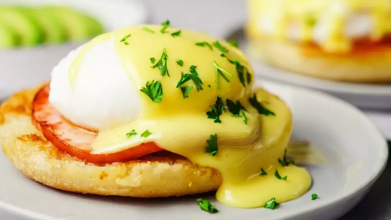 Heart Healthy Eggs Benedict