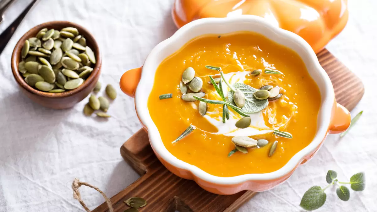 Creamy Pumpkin Soup with Canned Pumpkin