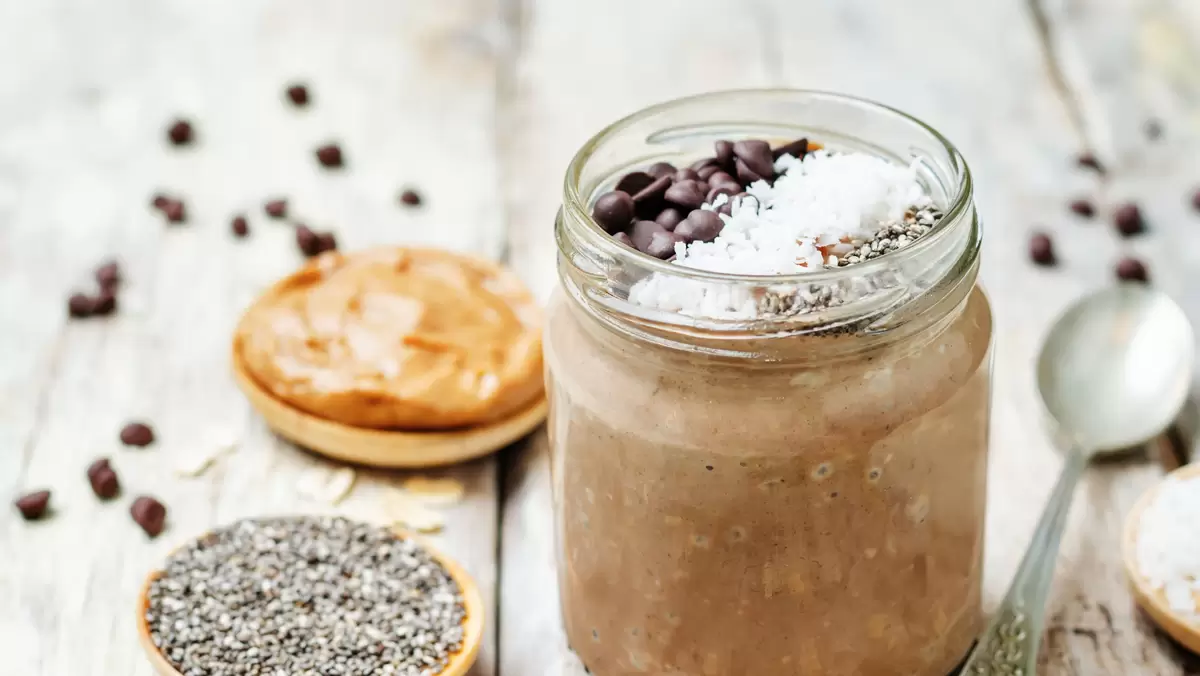 Heart Healthy Chocolate Peanut Butter Overnight Oats