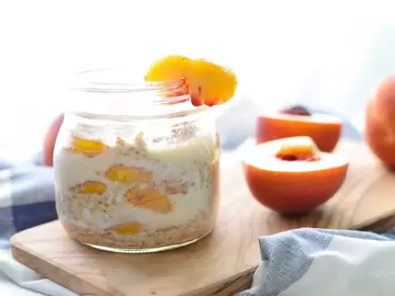Peach Overnight Oats