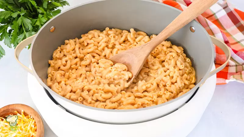 Heart Healthy Slow Cooker Mac and Cheese