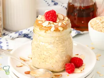 Almond Butter Overnight Oats