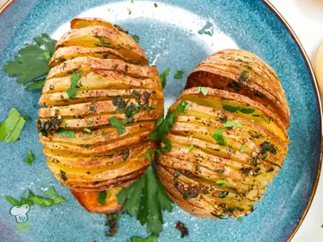 Air Fryer Hasselback Potatoes