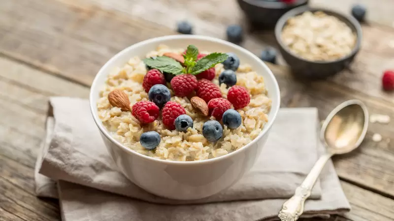 GLP-1 Berry Oatmeal