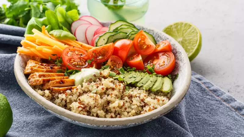 GLP-1 Chicken Quinoa Bowl