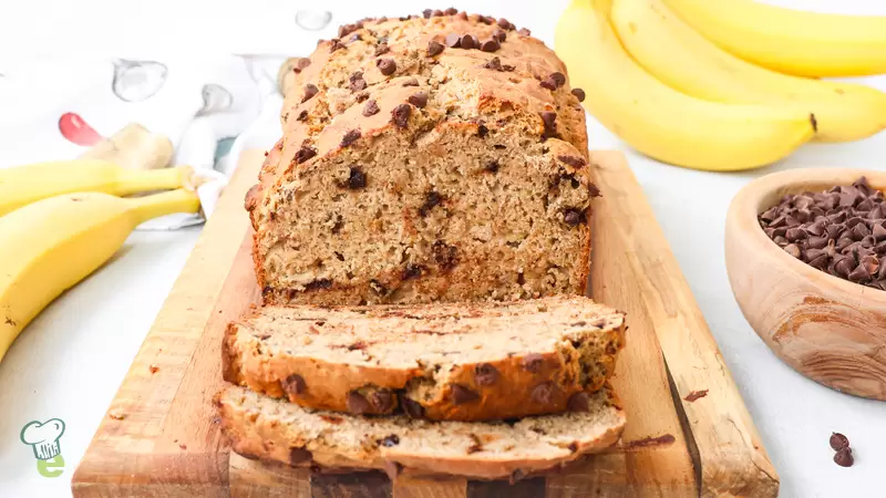 Healthy Chocolate Chip Banana Bread