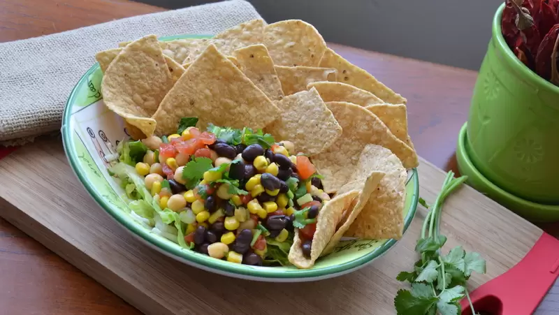 Heart Healthy Corn and Black Bean Salsa