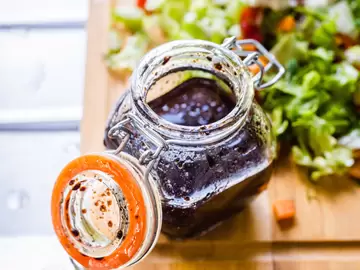 Balsamic Honey Vinaigrette