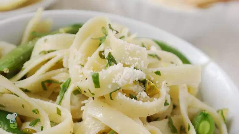 Heart Healthy Snap Pea Pasta