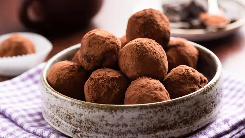 Heart Healthy Chocolate Peanut Butter Truffles
